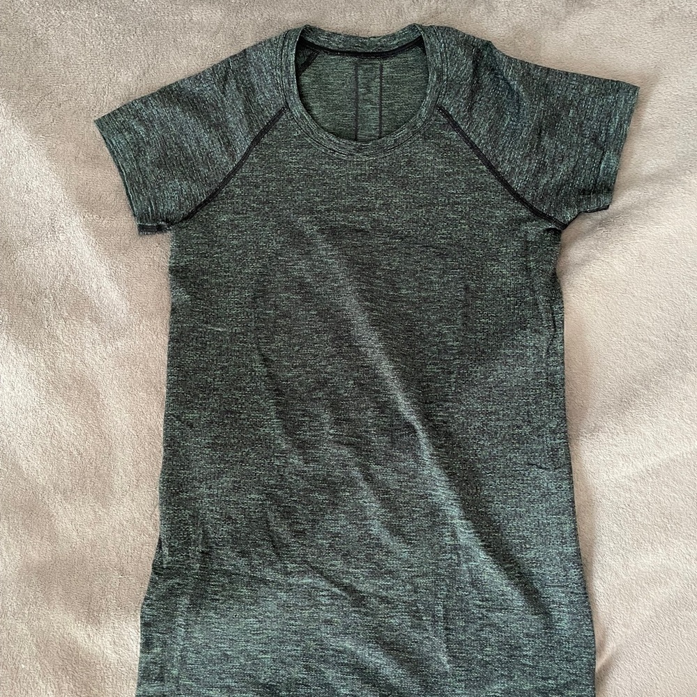 Lululemon swiftly tech